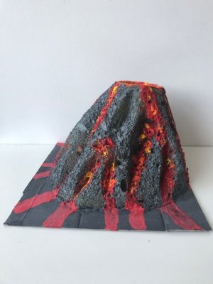 2 v klasė. Ugnikalnio lava
